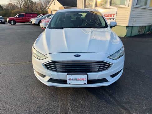 Used 2018 Ford Fusion S image 4