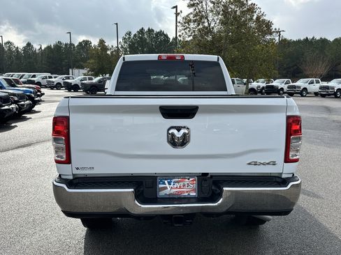 Used 2024 RAM 3500 Tradesman w/ Chrome Appearance Group image 6