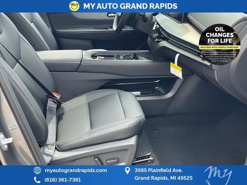 Used 2025 Nissan Murano SL w/ Cargo Package image 22