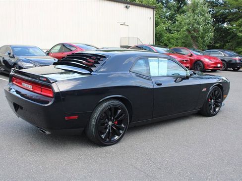 Used 2013 Dodge Challenger SRT8 w/ Harman Kardon Audio Group image 8