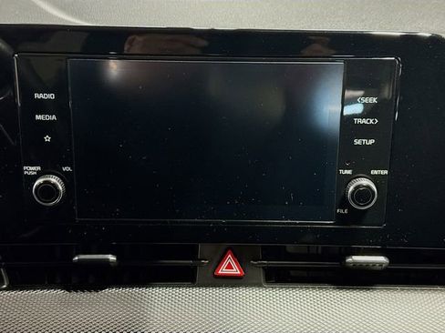 Used 2023 Kia Sportage LX image 12