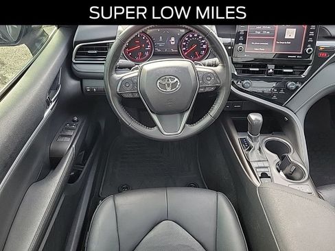 Used 2022 Toyota Camry XSE AWD/4WD image 9