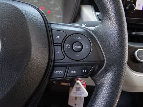 Used 2024 Toyota Corolla LE FWD image 36