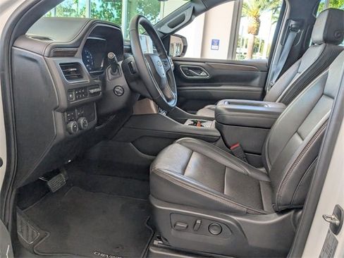 Used 2024 Chevrolet Tahoe High Country image 8