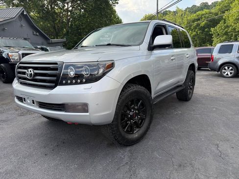 Used 2009 Toyota Land Cruiser image 25