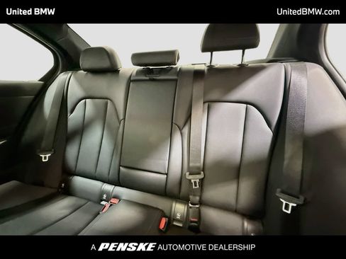 Used 2024 BMW 330i xDrive Sedan w/ Premium Package AWD/4WD image 13