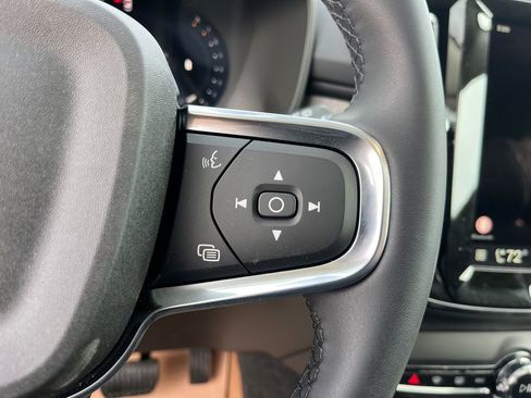 New 2026 Volvo XC40 B5 Plus w/ Protection Package Premier image 13