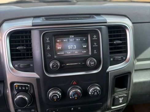Used 2014 RAM 1500 Classic SLT AWD/4WD image 25