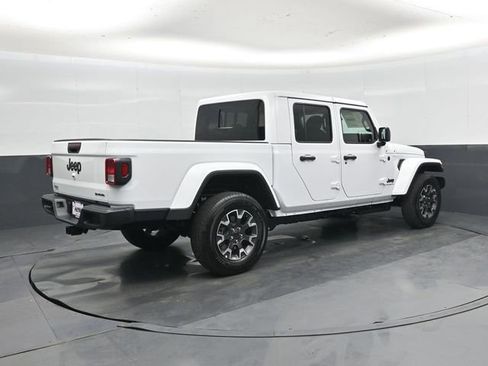 New 2026 Jeep Gladiator Sport AWD/4WD image 4