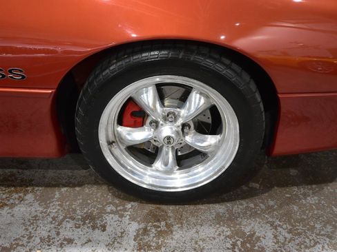 Used 2002 Chevrolet Camaro Z28 w/ SS Performance/Appearance Pkg RWD image 52