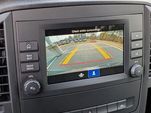 Used 2023 Mercedes-Benz Metris Passenger image 25