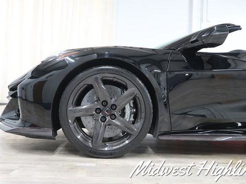 Used 2023 Chevrolet Corvette Z06 image 14