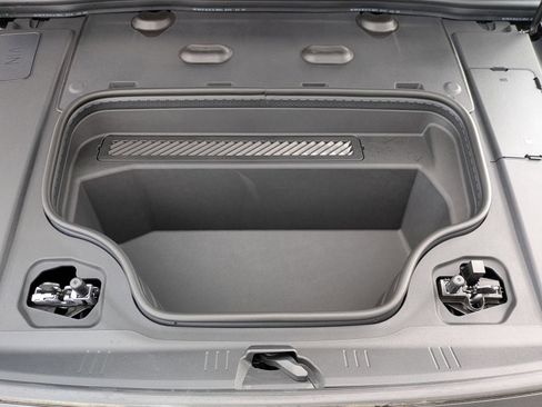 New 2027 Audi A6 e-tron Premium Plus AWD/4WD image 12