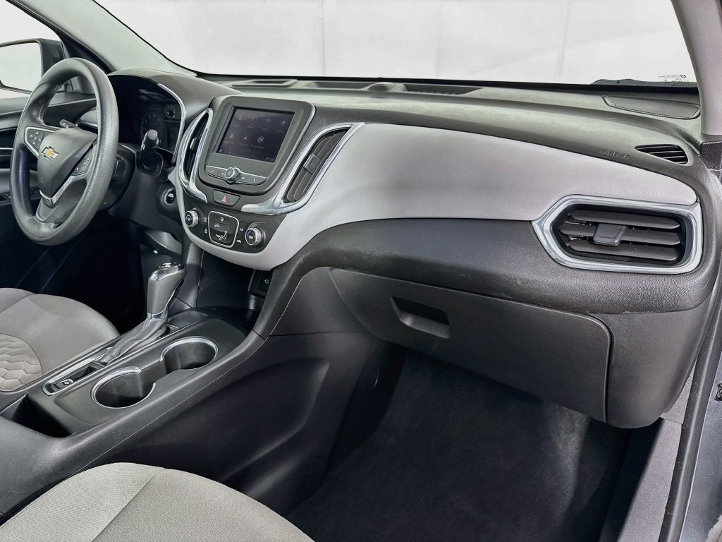 Used 2020 Chevrolet Equinox LS FWD image 34