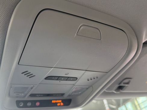 Used 2021 Chevrolet Blazer LT image 37