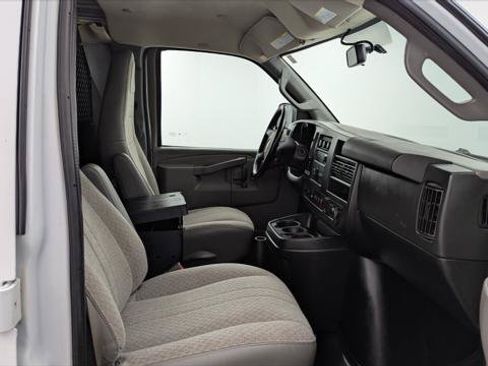 Used 2020 Chevrolet Express 2500 w/ Driver Convenience Package RWD image 18