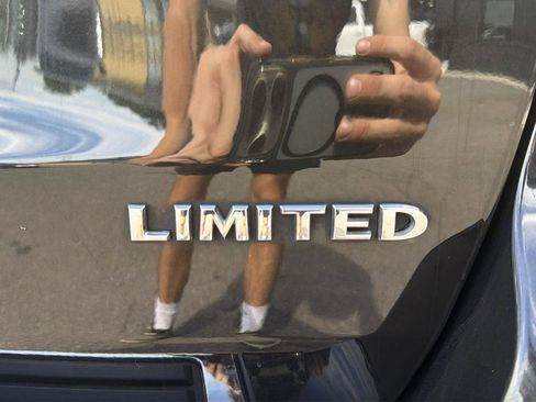 Used 2014 Jeep Grand Cherokee Limited w/ Trailer Tow Group IV AWD/4WD image 20