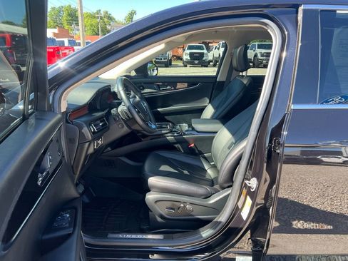 Used 2022 Lincoln Nautilus Reserve w/ Equipment Group 201A AWD/4WD image 14