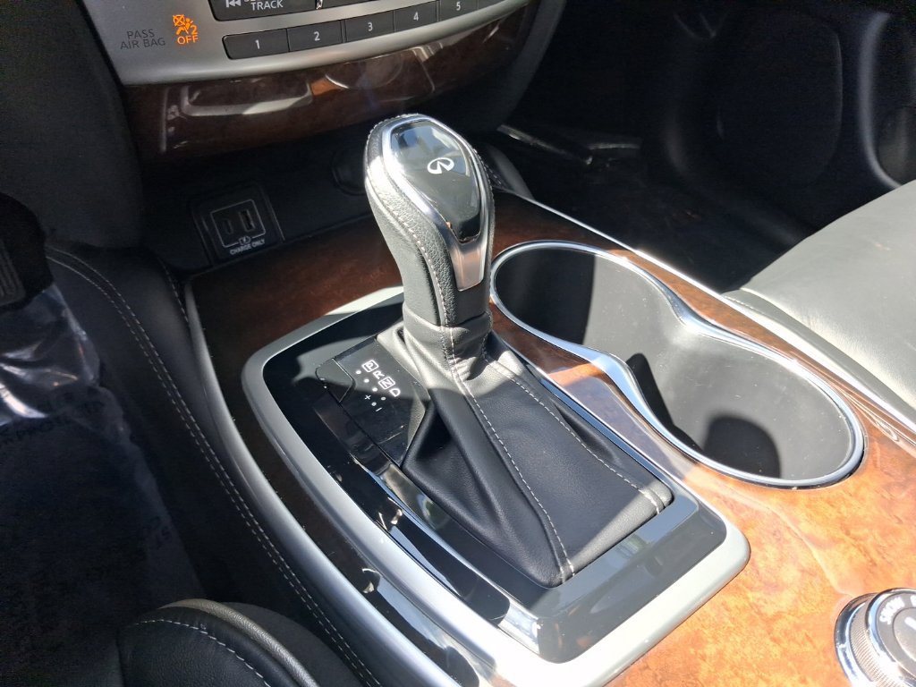 Used 2020 INFINITI QX60 Luxe w/ Sensory Package FWD image 22