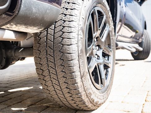 Used 2024 Chevrolet Silverado 1500 LT Trail Boss w/ Convenience Package II image 40