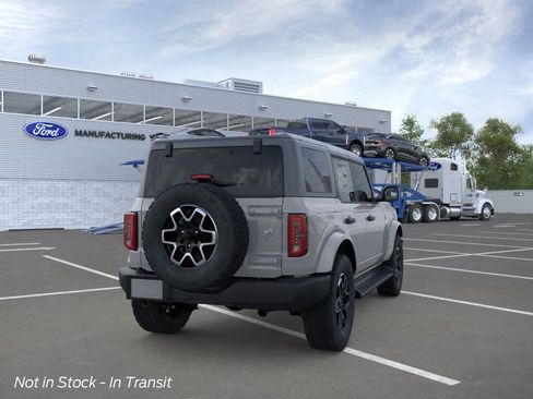 New 2026 Ford Bronco Outer Banks AWD/4WD image 8