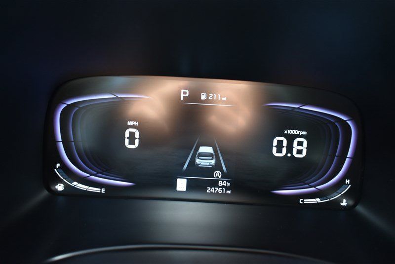 Used 2025 Kia Soul LX w/ LX Technology Package FWD image 15