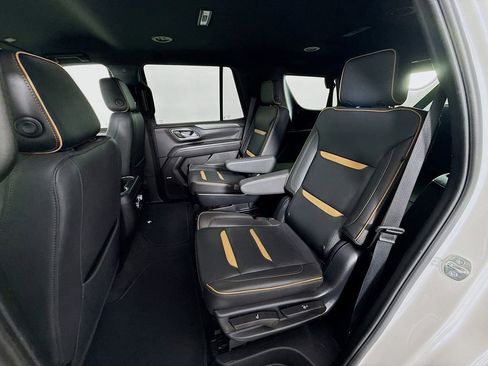 Used 2023 GMC Yukon AT4 w/ Technology Package image 25