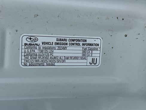 Used 2024 Toyota GR86 RWD image 18