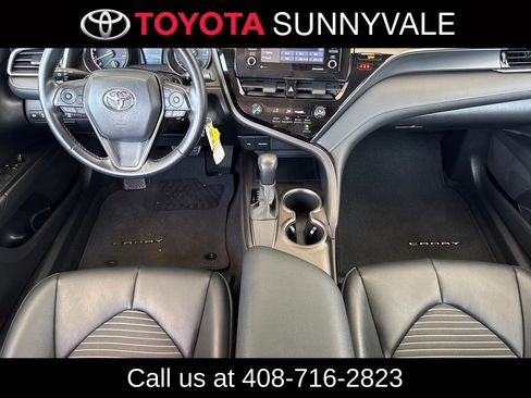 Used 2021 Toyota Camry SE w/ Carpet Mat Package (TMS) FWD image 4