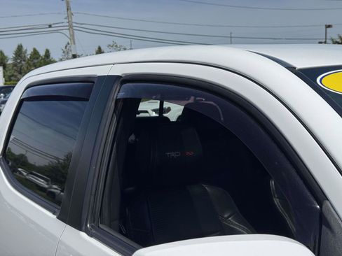 Used 2019 Toyota Tacoma TRD Pro AWD/4WD image 9