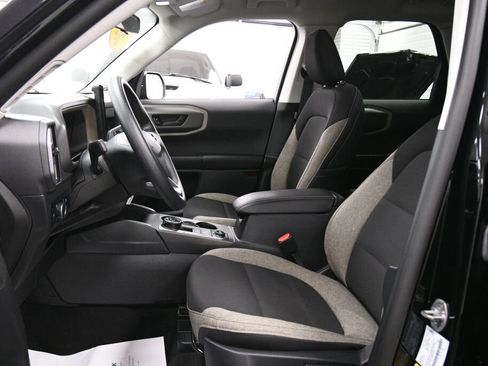 Used 2025 Ford Bronco Sport Big Bend AWD/4WD image 9