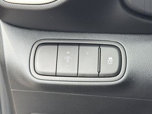 Certified 2026 Hyundai Venue SEL FWD image 16