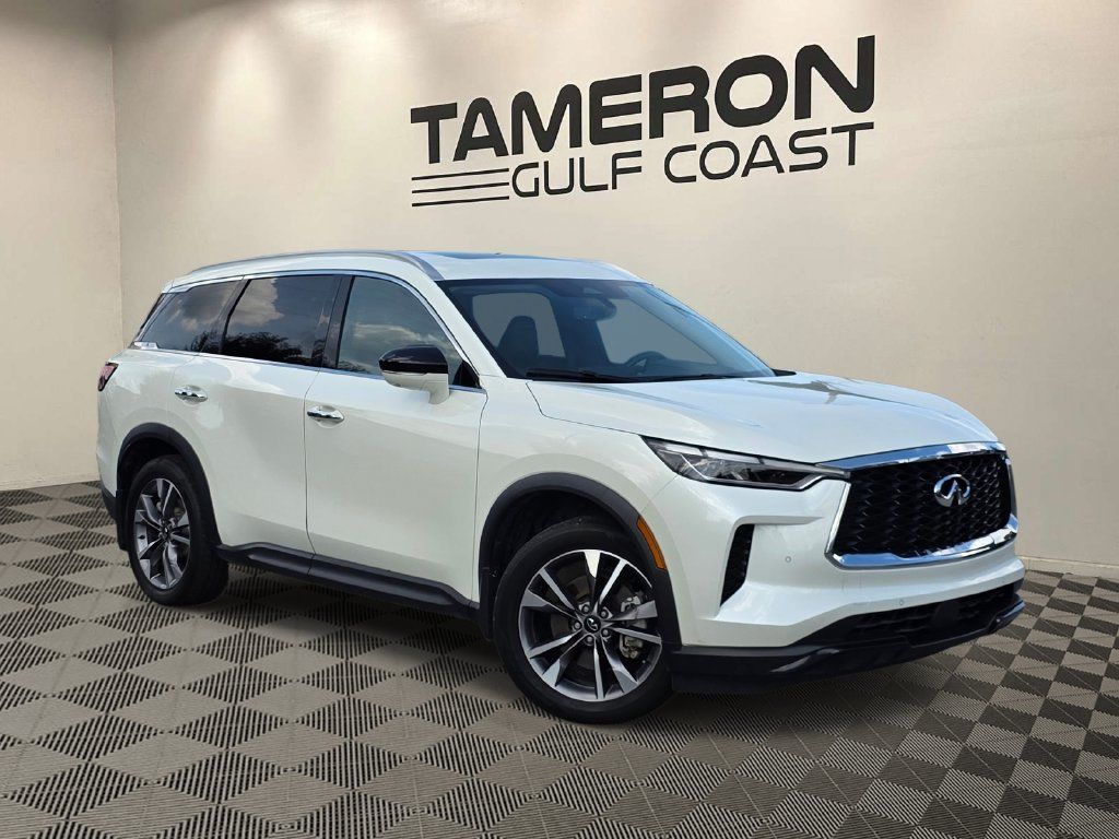 Used 2023 INFINITI QX60 Luxe w/ Cargo Package FWD image 1
