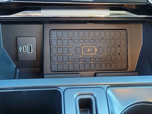 New 2025 Ford F150 Platinum w/ Equipment Group 702A High image 31