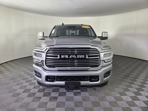 Used 2024 RAM 2500 Laramie w/ Safety Group AWD/4WD image 3