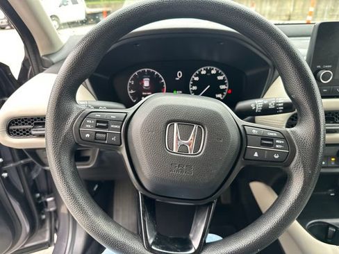 Used 2023 Honda HR-V LX image 26