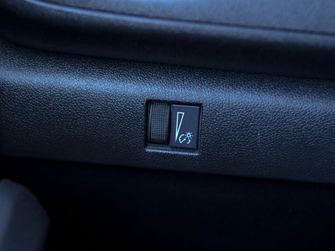 Used 2023 Chevrolet Colorado W/T image 34