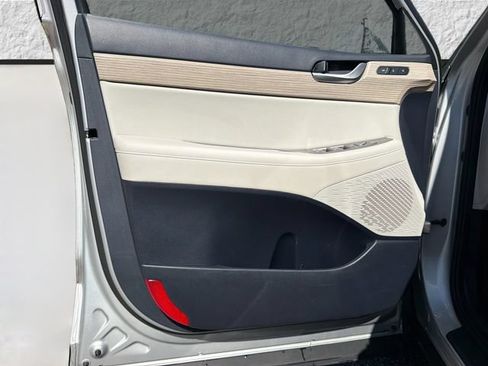 Used 2021 Hyundai Palisade SEL w/ Premium Package FWD image 23