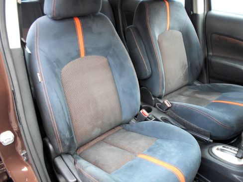 Used 2017 Nissan Versa Note SR w/ SR Tech Package FWD image 24
