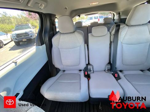 Certified 2026 Toyota Sienna LE FWD image 24