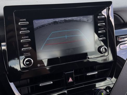 Used 2023 Toyota Camry SE FWD image 18