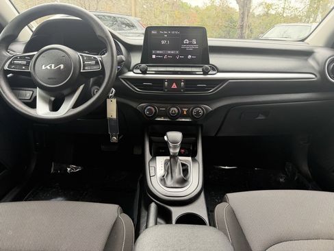 Used 2024 Kia Forte LXS image 11
