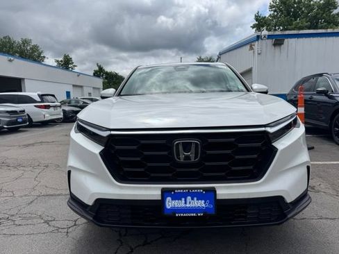 Used 2025 Honda CR-V LX image 7