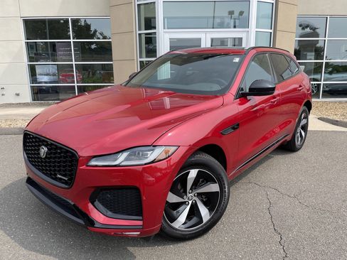 Certified 2024 Jaguar F-PACE R-Dynamic S image 28