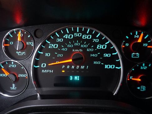 New 2025 Chevrolet Express 2500 Work Van image 15