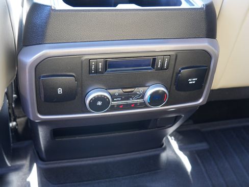 Used 2020 Ford Expedition Platinum AWD/4WD image 27