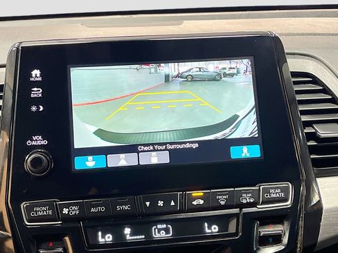 Used 2024 Honda Odyssey EX-L image 13