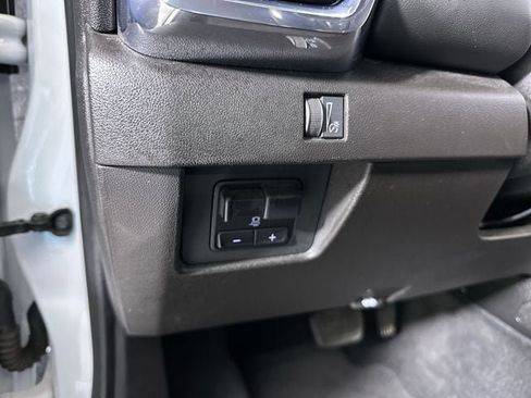 Used 2023 GMC Canyon Elevation w/ Convenience Package RWD image 18