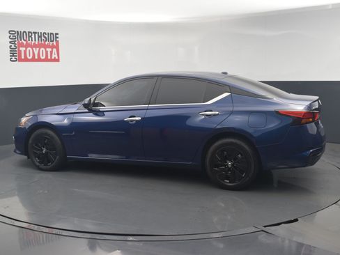 Used 2019 Nissan Altima 2.5 S image 2