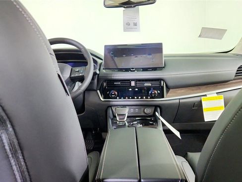 New 2026 Nissan Rogue Platinum w/ Platinum Premium Package image 30